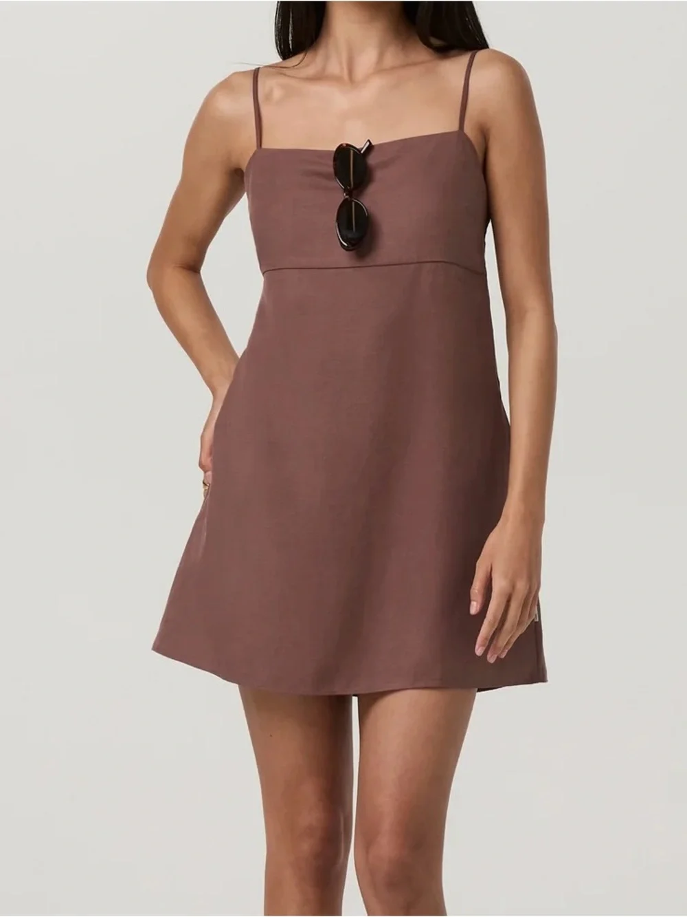 NWT Vuori Trestles Twill Dress in Sable - Picture 5 of 7